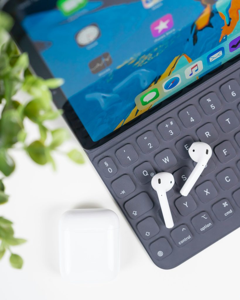 how to connect AirPods to laptop