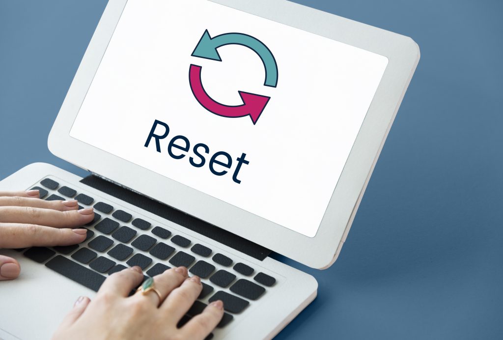 how to reset HP laptop